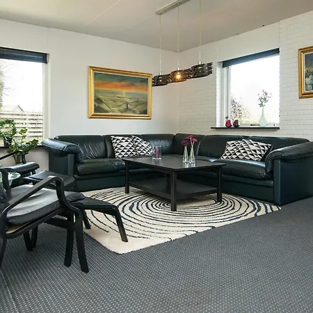 30 Person In Ebeltoft-by Traum * Ebeltoft