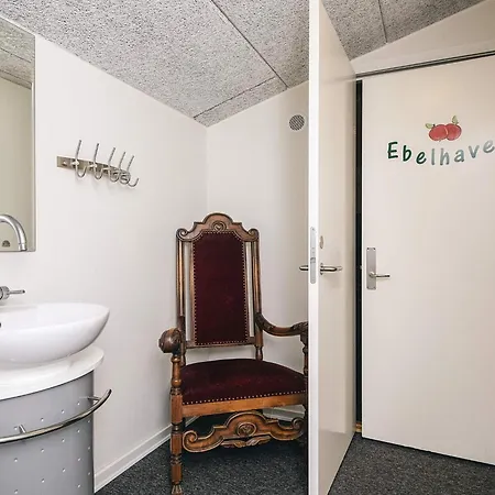 30 Person In Ebeltoft-by Traum * Ebeltoft